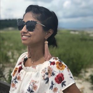 Meet your Posher, Fatima